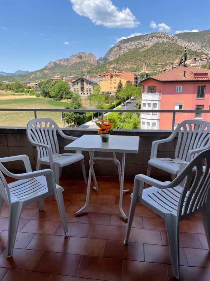 Apartamento Con Estupendas Vistas A Coll de Nargó Buitenkant foto