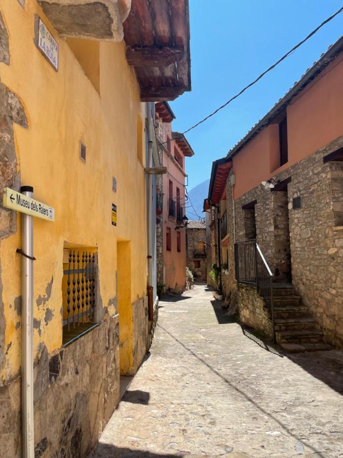 Apartamento Con Estupendas Vistas A Coll de Nargó Buitenkant foto